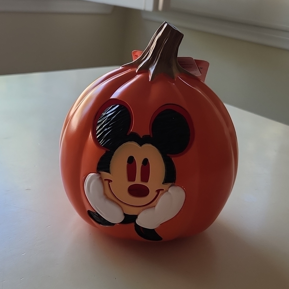 NWT Disney Mickey Mouse Light Up Halloween Pumpkin Decor